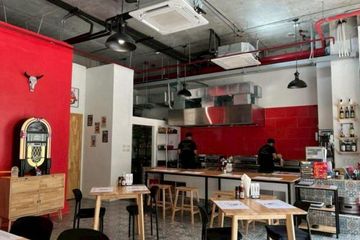 Commercial for Sale or Rent in Khlong Tan, Bangkok near BTS Phrom Phong