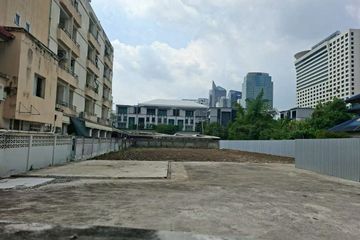Land for sale in Khlong Toei Nuea, Bangkok near MRT Phetchaburi