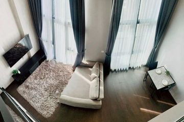1 Bedroom Condo for sale in C Ekkamai, Khlong Tan Nuea, Bangkok near BTS Ekkamai
