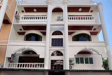 4 Bedroom House for rent in Khlong Tan Nuea, Bangkok