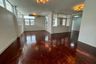 Office for rent in Khlong Toei Nuea, Bangkok near MRT Sukhumvit