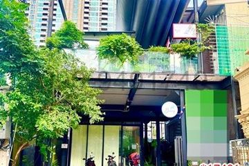 Office for rent in Silom, Bangkok near BTS Saint Louis