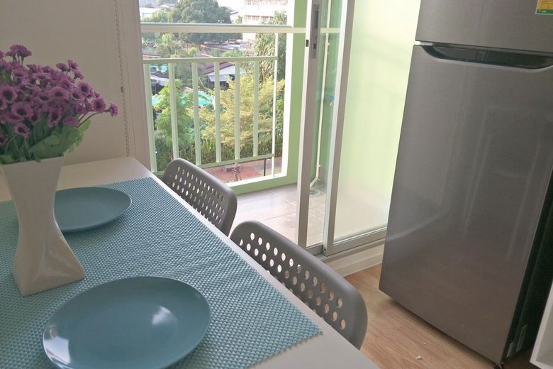 1 Bedroom Condo