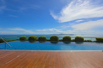 2 Bedroom Condo for sale in The Peak Towers, Nong Prue, Chonburi