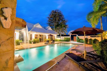 11 Bedroom Commercial for Sale or Rent in Nong Han, Chiang Mai
