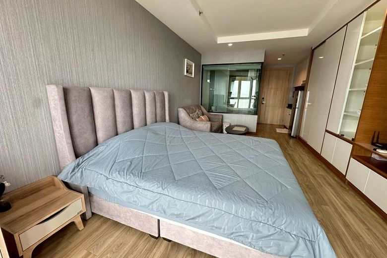 1 Bedroom Condo For Rent