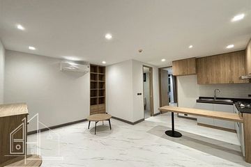 1 Bedroom Condo for rent in Sethiwan Residence, Khlong Toei Nuea, Bangkok near Airport Rail Link Makkasan