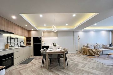 5 Bedroom Townhouse for rent in Bang Kapi, Bangkok near MRT Pradit Manutham