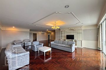 3 Bedroom Apartment for rent in Le Chateau, Khlong Tan Nuea, Bangkok