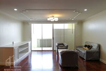 3 Bedroom Condo for rent in Le Chateau, Khlong Tan Nuea, Bangkok