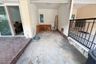 3 Bedroom Townhouse for sale in Don Mueang, Bangkok