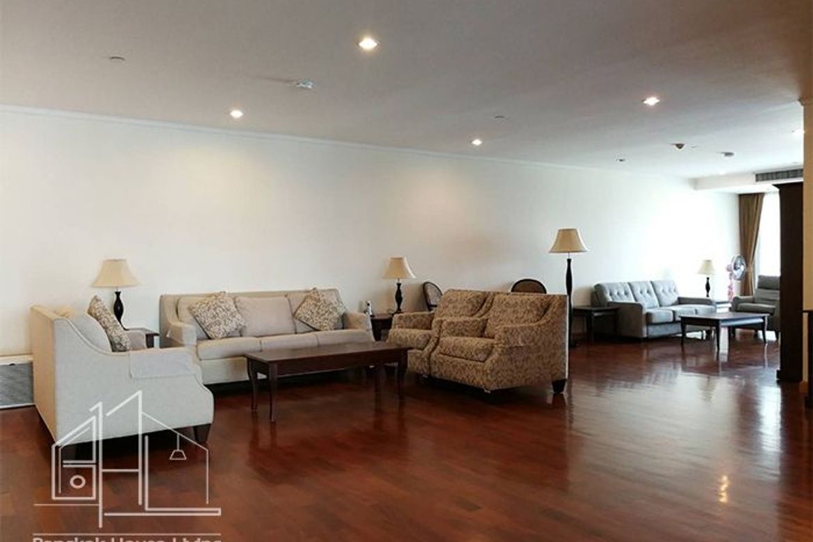 3 Bed /4 Bath Apartment for Rent at GM Height on Sukhumvit Soi 22, Bangkok