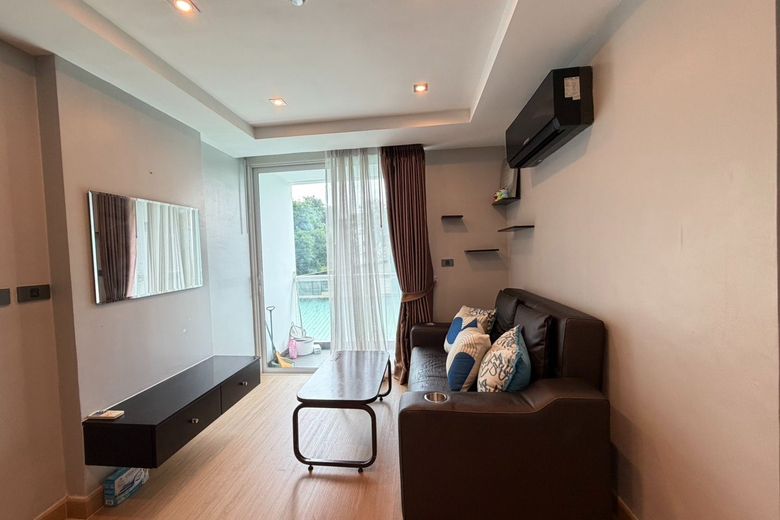 1 Bedroom Condo