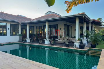 3 Bedroom Villa for rent in Na Kluea, Chonburi