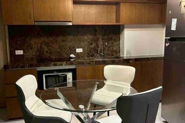 2 Bedroom Condo for rent in Khlong Tan Nuea, Bangkok