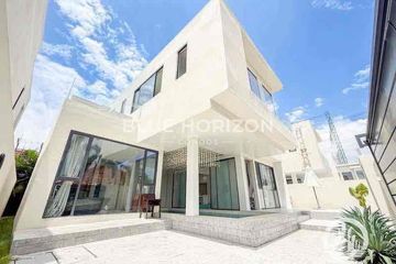 3 Bedroom Villa for sale in Nong Prue, Chonburi