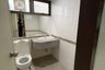 Office for rent in Wong Sawang, Bangkok near MRT Wong Sawang