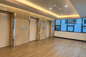 Office for rent in Sathon, Bangkok near BTS Chong Nonsi