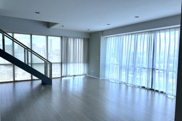 2 Bedroom Condo for rent in The Room Sukhumvit 21, Khlong Toei Nuea, Bangkok near MRT Sukhumvit