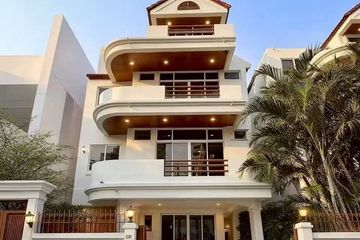 5 Bedroom House for rent in Khlong Tan Nuea, Bangkok near MRT Sukhumvit