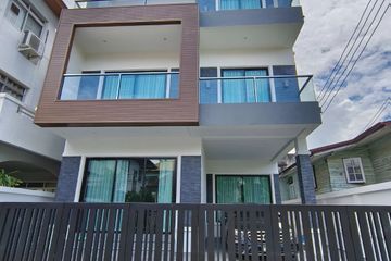4 Bedroom House for Sale or Rent in Phra Khanong Nuea, Bangkok near BTS Ekkamai