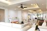 3 Bedroom Condo for rent in Hawaii Tower, Khlong Toei Nuea, Bangkok near MRT Sukhumvit