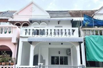 3 Bedroom Townhouse for rent in Bang Chak, Bangkok near BTS Punnawithi
