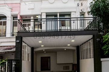 3 Bedroom Townhouse for rent in Baan Klang Muang British Town Srinakarin, Bang Kaeo, Samut Prakan near MRT Si La Salle