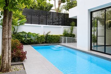 4 Bedroom House for rent in Khlong Tan Nuea, Bangkok