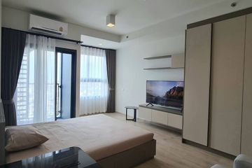 1 Bedroom Condo for rent in Ideo Sathorn - Wongwian Yai, Khlong Ton Sai, Bangkok near BTS Wongwian Yai