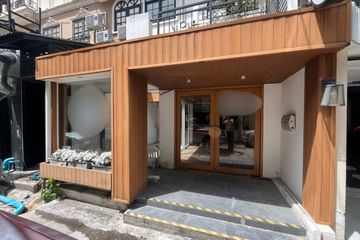 Commercial for rent in Khlong Tan Nuea, Bangkok near BTS Phrom Phong