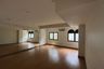 Commercial for rent in Khlong Tan Nuea, Bangkok near BTS Phrom Phong