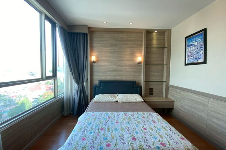 1 Bedroom Condo For Rent