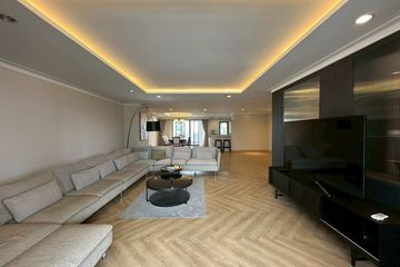3 Bedroom Condo for rent in Regent on the Park 2,  near BTS Ekkamai