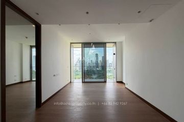 1 Bedroom Condo for sale in Dusit Central Park,  near MRT Silom