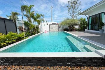 4 Bedroom House for sale in 