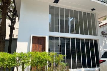 Commercial for rent in Khlong Tan, Bangkok near BTS Phrom Phong