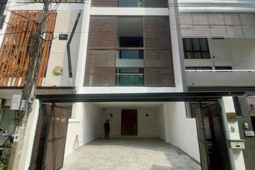 5 Bedroom Townhouse for rent in Khlong Tan Nuea, Bangkok near BTS Phrom Phong
