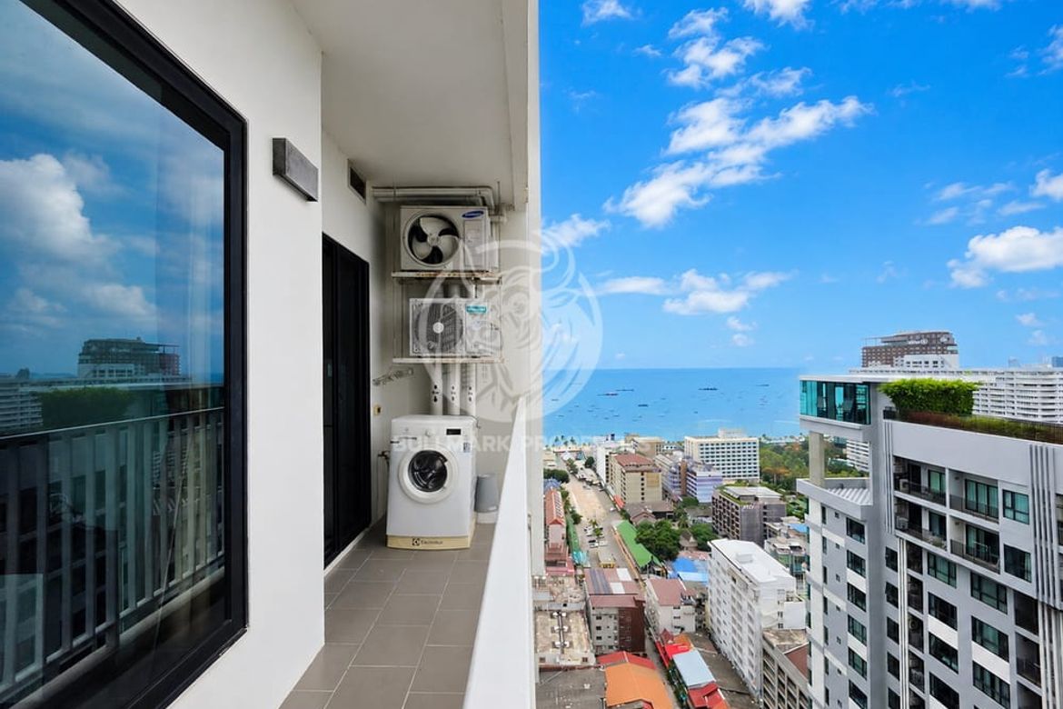 1-Bedroom Condo with Sea View and City View for Rent at The Base Central Pattaya