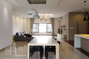 3 Bedroom Condo for rent in Magic Bricks, Khlong Tan Nuea, Bangkok near BTS Thong Lo