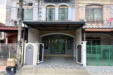 3 Bedroom Townhouse for sale in Sam Wa Tawan Tok, Bangkok