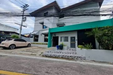 Apartment for sale in Na Kluea, Chonburi