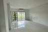5 Bedroom Townhouse for rent in Prawet, Bangkok