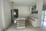 5 Bedroom House for sale in Saphan Sung, Bangkok