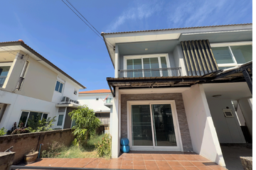 4 Bedroom House for sale in Prawet, Bangkok near Airport Rail Link Ban Thap Chang