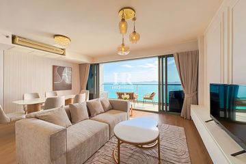 2 Bedroom Condo for sale in Zire Wongamat, Na Kluea, Chonburi