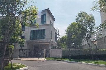 3 Bedroom House for sale in Dokmai, Bangkok