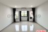 4 Bedroom Townhouse for rent in Tha Raeng, Bangkok near MRT Vatcharaphon