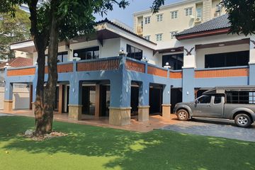 6 Bedroom House for rent in Thung Maha Mek, Bangkok near MRT Khlong Toei