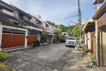4 Bedroom Townhouse for rent in Phra Khanong Nuea, Bangkok near BTS Ekkamai